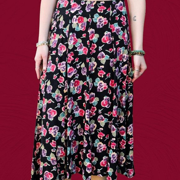 Vintage Floral Skirt - Picture 4 of 4